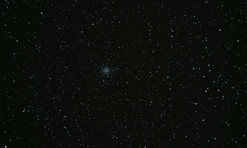Шаровое  скопление  М 56  в  созвездии  Лира