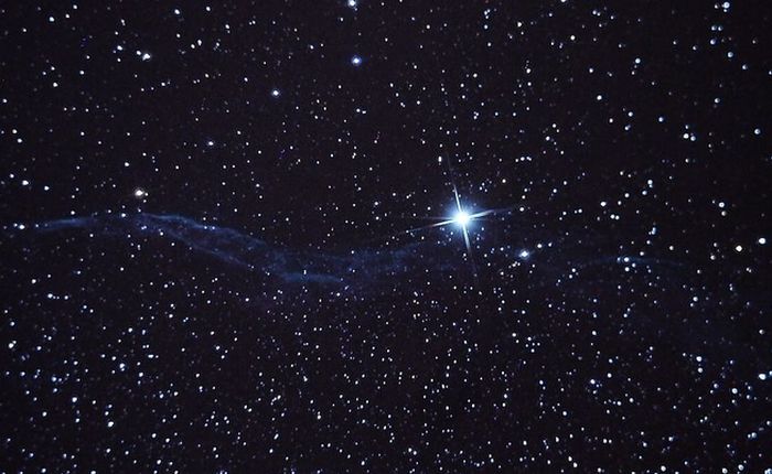 Туманность NGC 6960 "Ведьмина метла"  в  созвездии  Лебедь
