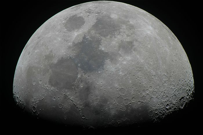 Луна 15 мая 2016 года