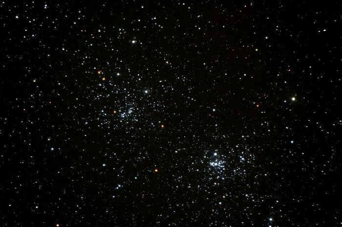 Двойное  рассеянное  звездное  скопление  NGC 869/NGC 884  в  созвездии  Персей