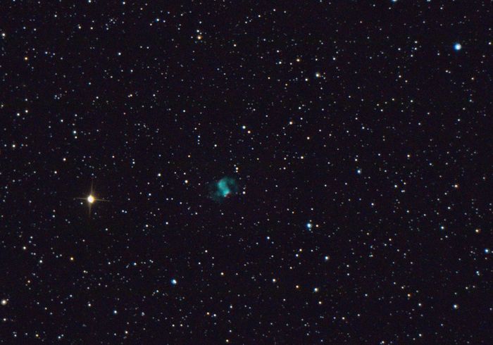 Планетарная туманность Messier 76 "Малая гантель" в созвездии Персей. Ратомка. 19 марта 2018 года.
