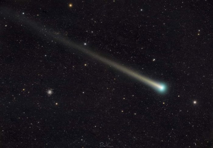 Комета С/2021 А1 leonard среди звезд. Фото Reni Ferrieri