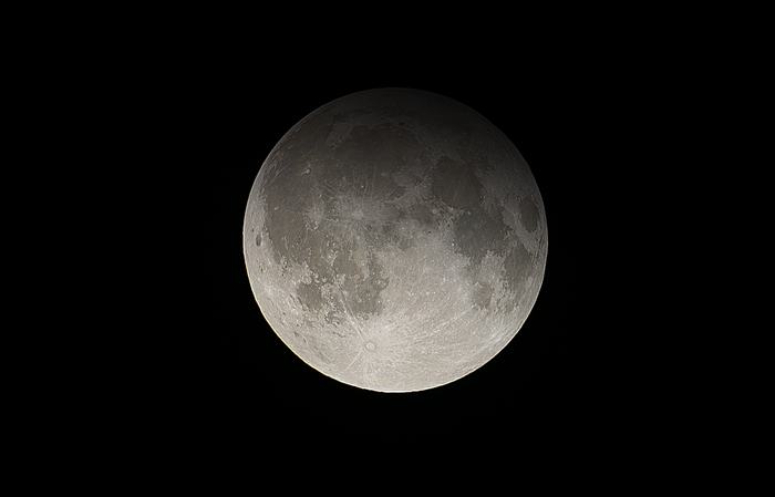Полутеневое лунное затмение. 5 мая 2023 года. 