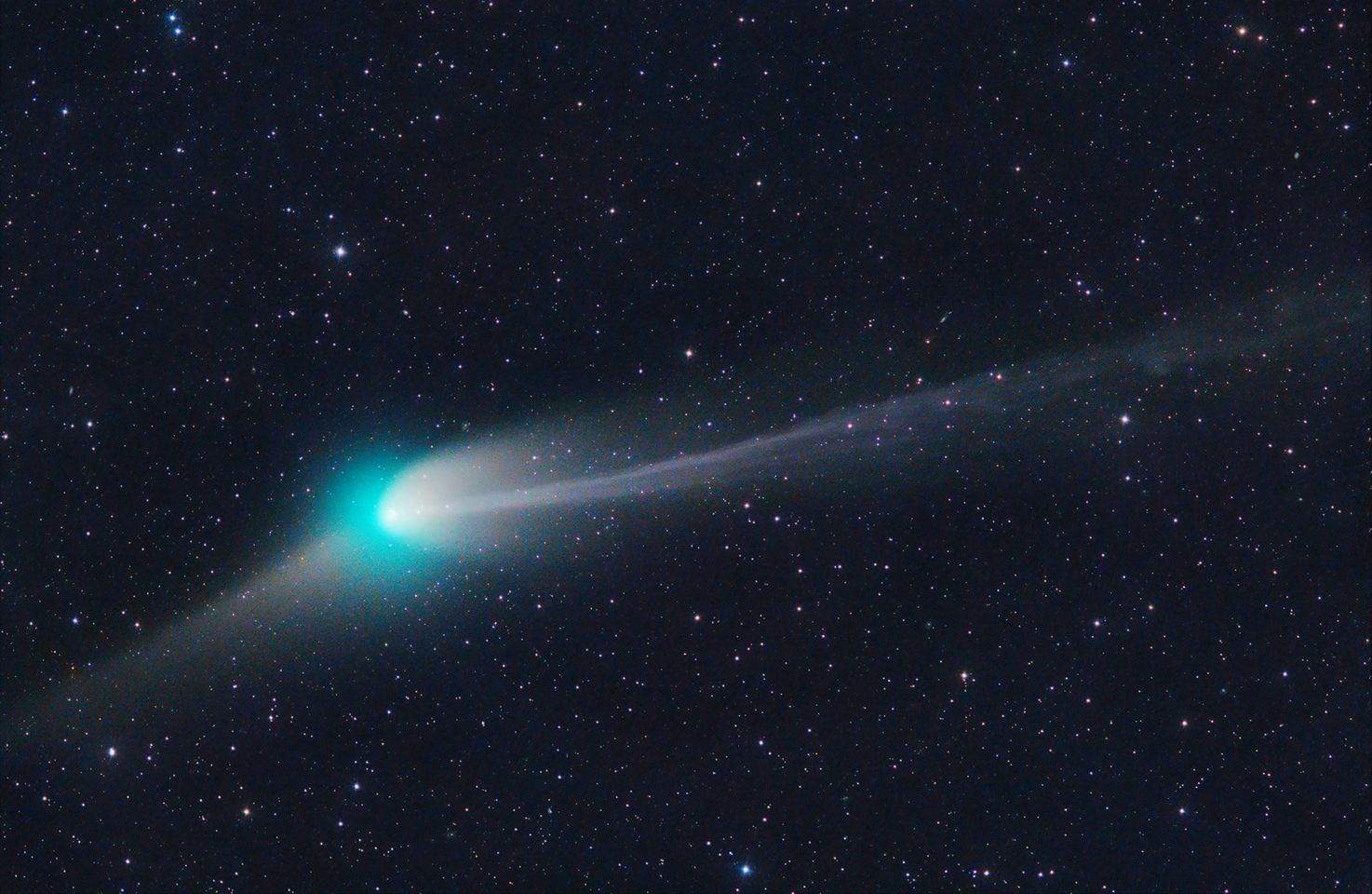 Комета С/2022 Е3 "ZTF" и ее хвост. Январь 2022 года