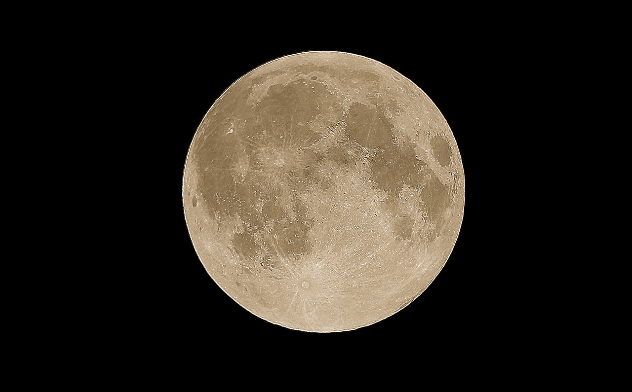 Луна 30.08.2015