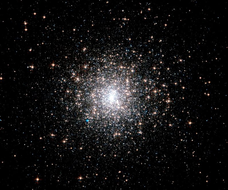Мессье  15 - шаровое  звездное  скопление  в  созвездии  Пегас