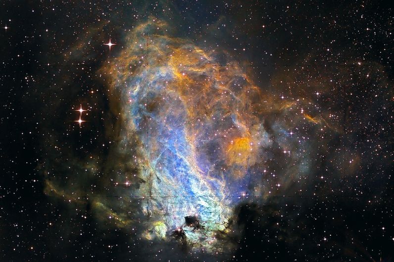 Мессье  17 - эмиссионная  туманность  "Омега"  в  созвездии  Стрелец