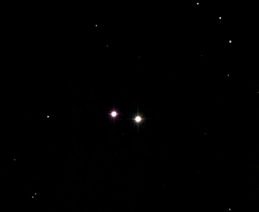 Мессье  40 - двойная  звезда   в   созвездии  Большая  Медведица