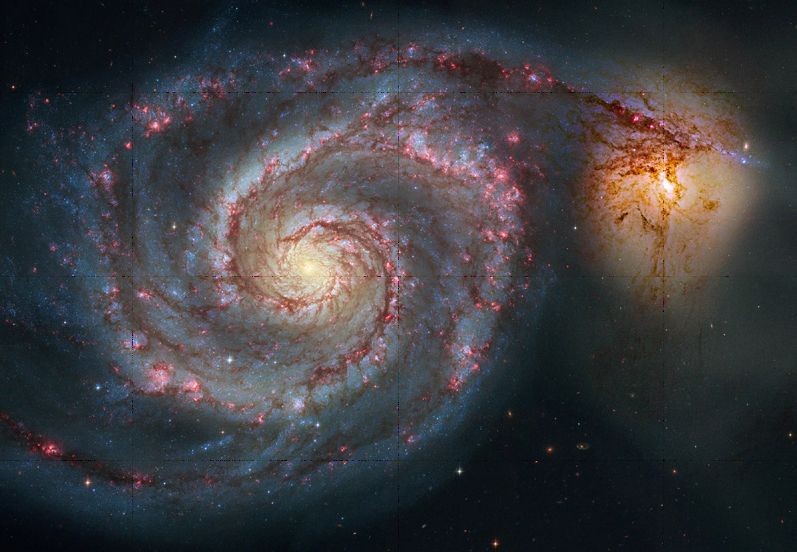 Мессье  51 -  спиральная   галактика   "Водоворот" в   созвездии  Гончие  Псы