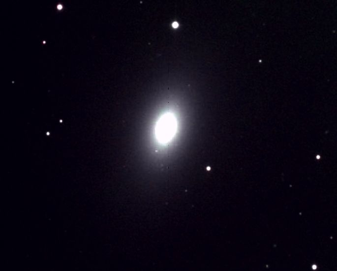 Мессье  59 - эллиптическая  галактика   в   созвездии   Дева